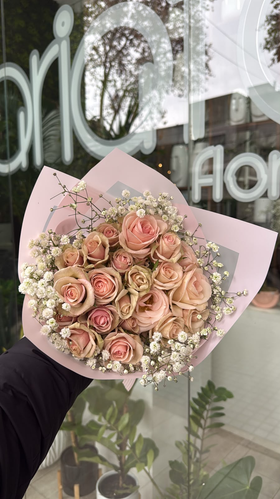 Ramo de rosas spray grande