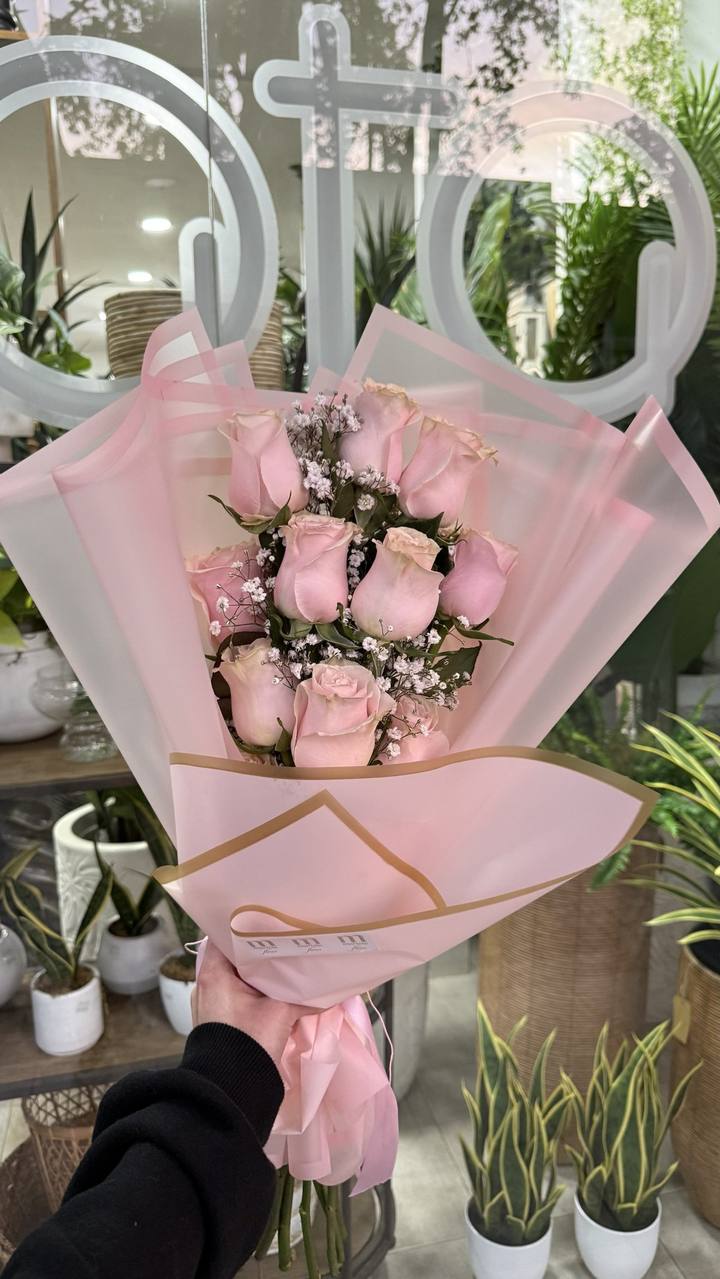 Ramo floral con 10 rosas