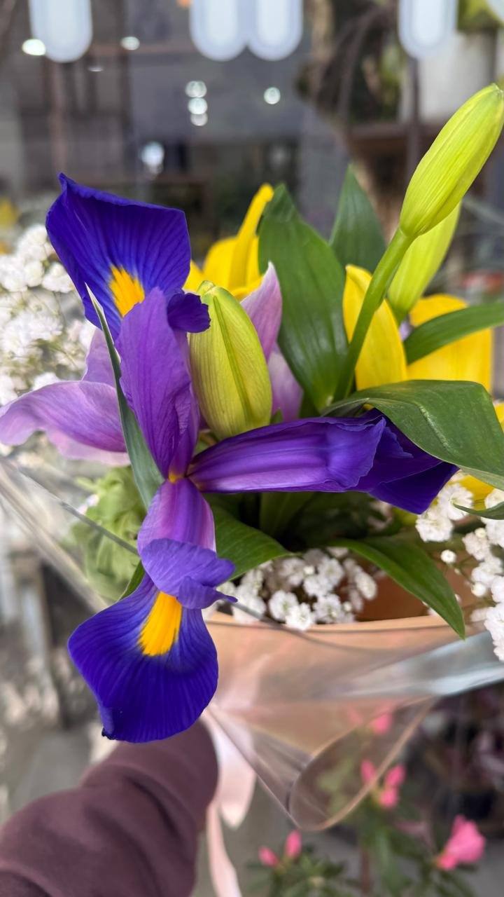 Ramo floral con Iris