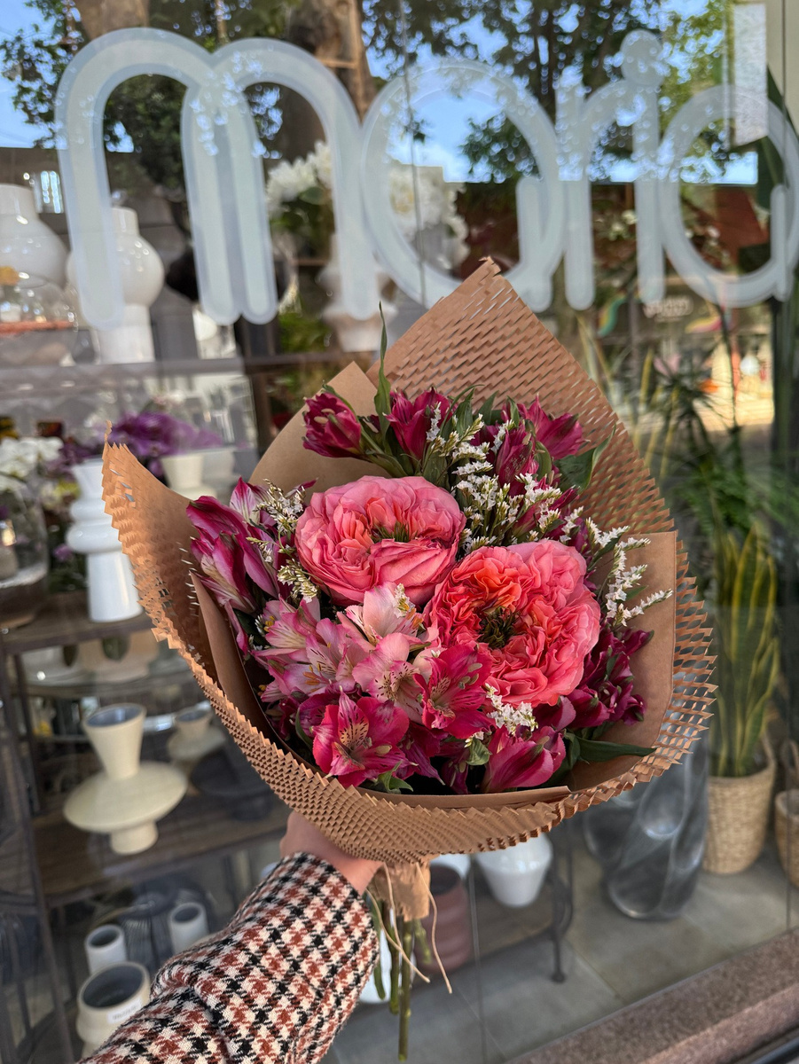 Rosas inglesas y astromelias